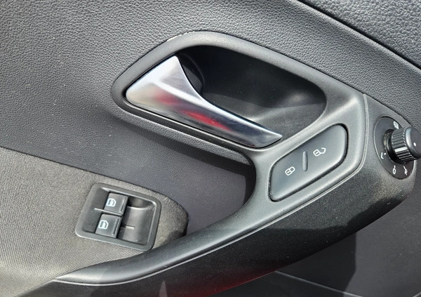 Volkswagen Polo cena 15499 przebieg: 191800, rok produkcji 2010 z Konin małe 352